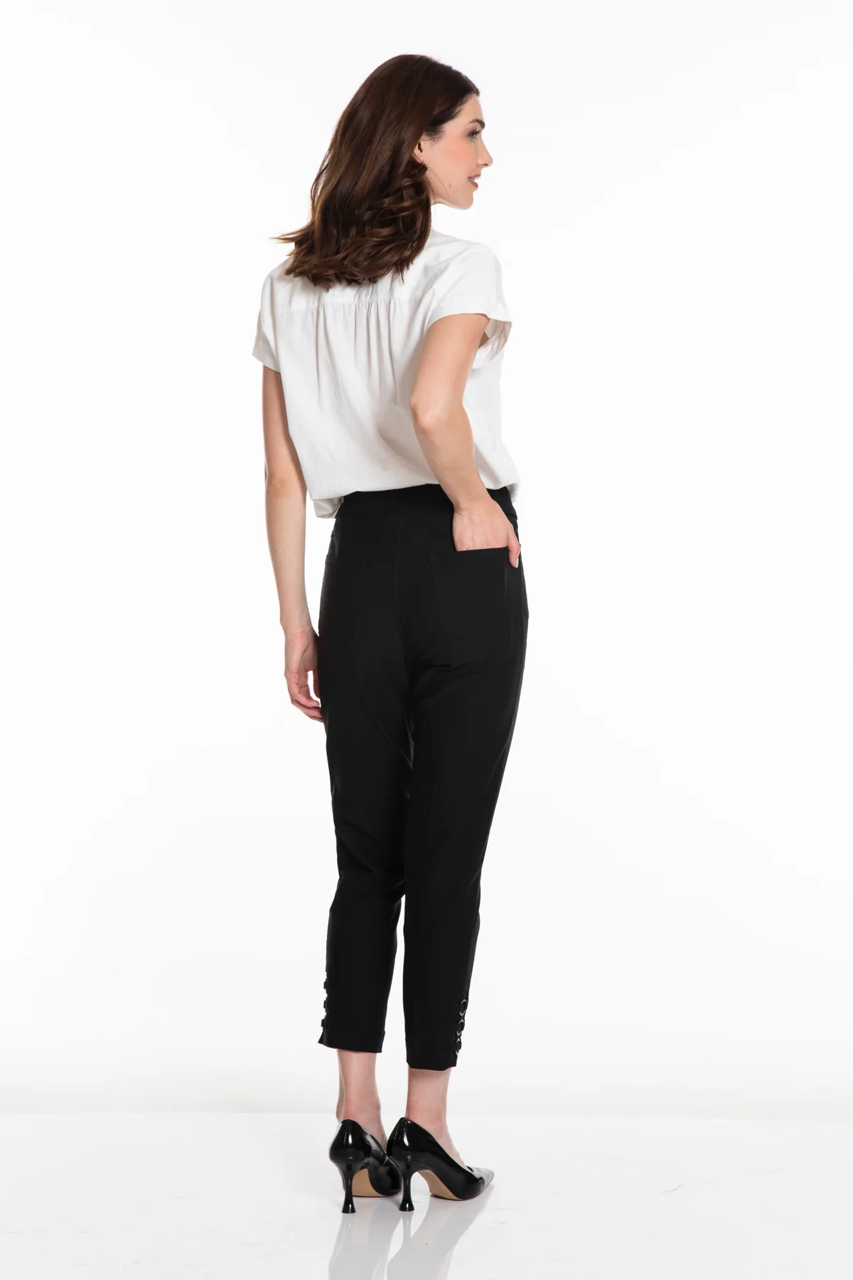 PULL-ON ANKLE PANT WITH RING HEM VENTS