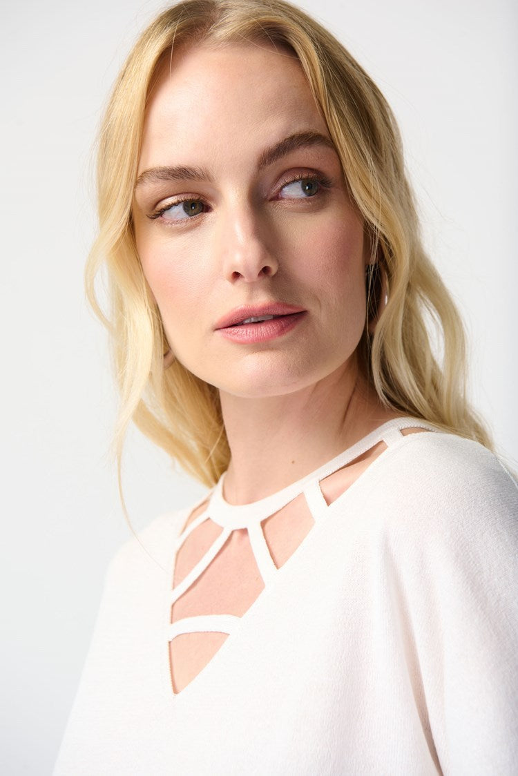 Dry Yarn Sweater With Cutout Neckline