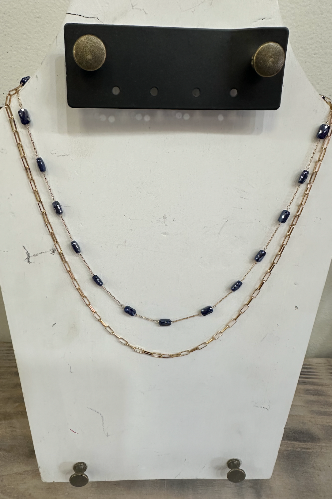 Gem Packed Layered Chain