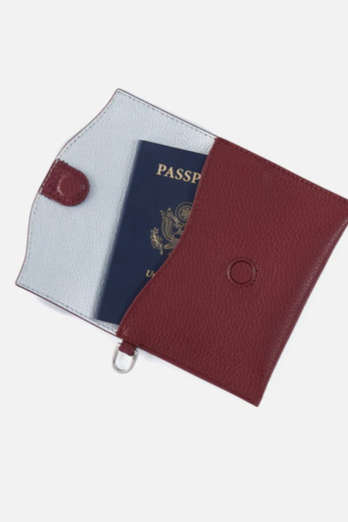 Vida Passport Pouch