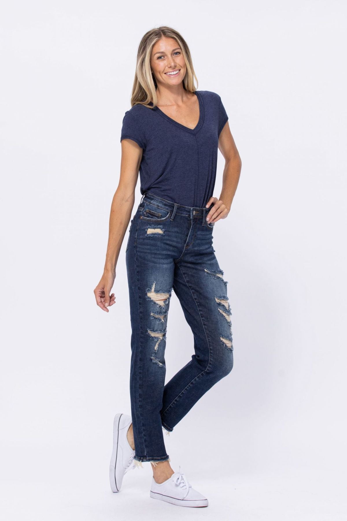 Judy Blue Mid-Rise Distressed Boyfriend Jeans