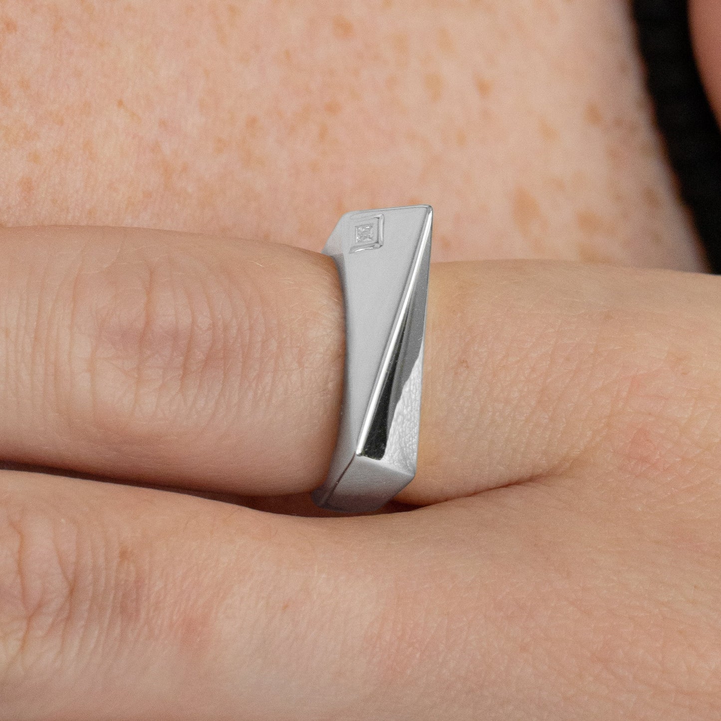 Flex Diamond Ring
