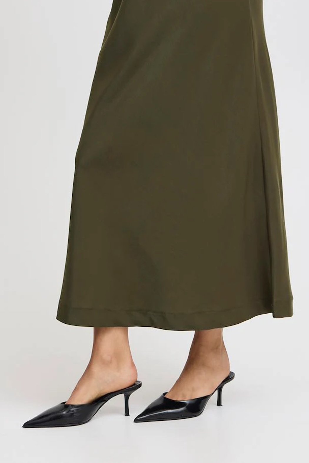 Dolora Satin Maxi Skirt
