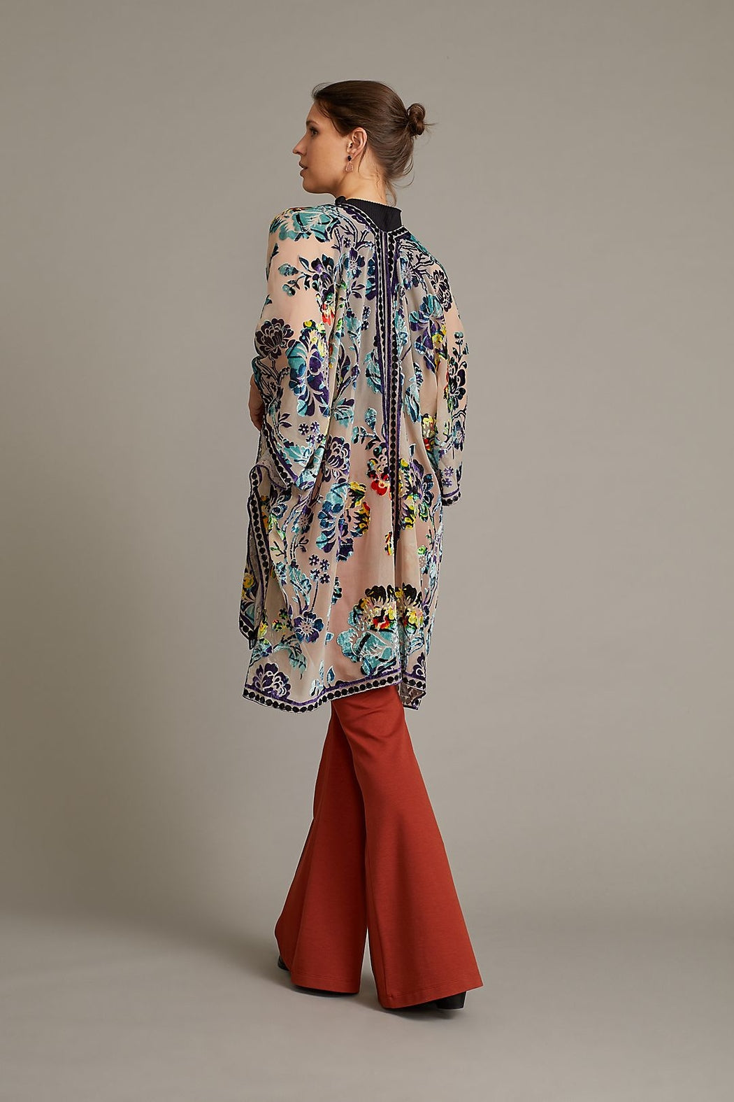 Muse Burn Out Velvet Kimono