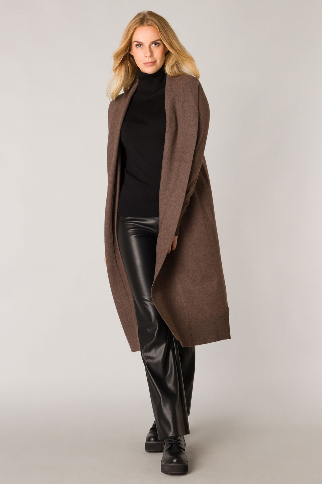 Long open sweater/coat