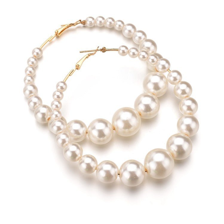 Pearl Girl Glam