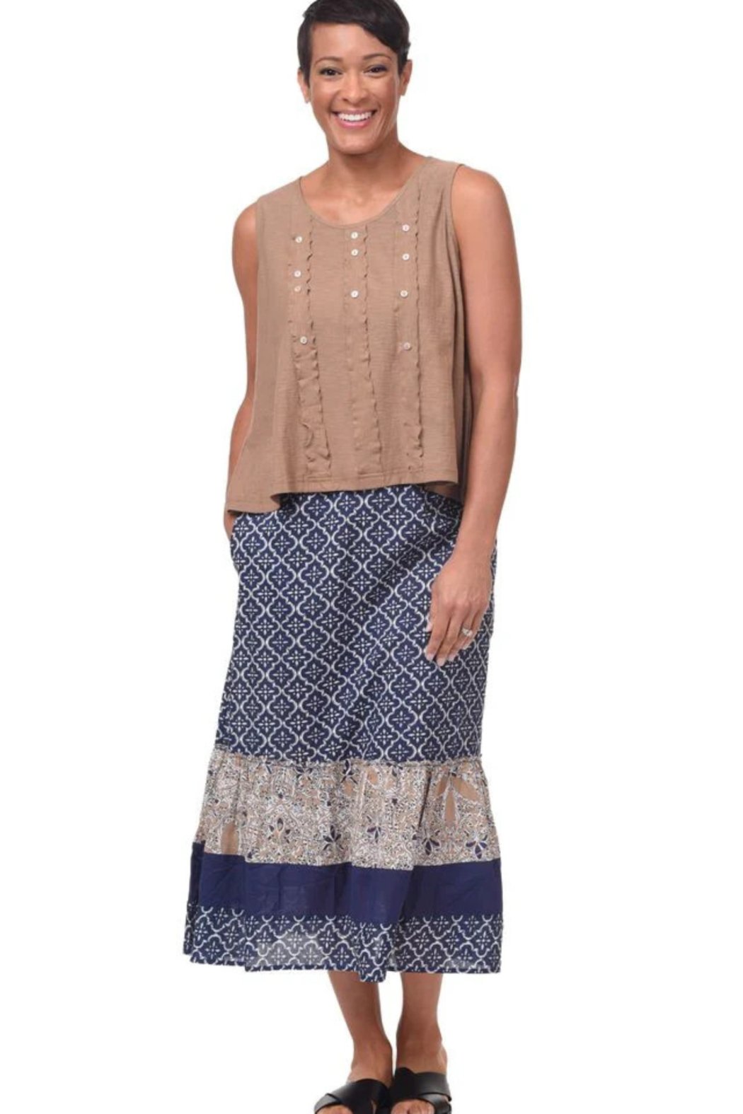 Sand Button Tank