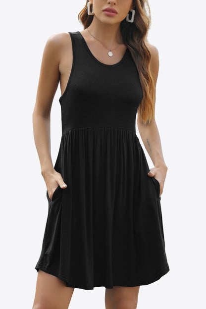Round Neck Sleeveless Dress With Pockets