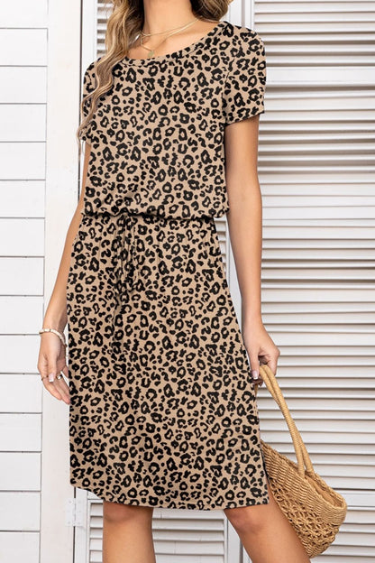 Round Neck Short Sleeve Slit Dress With Pockets