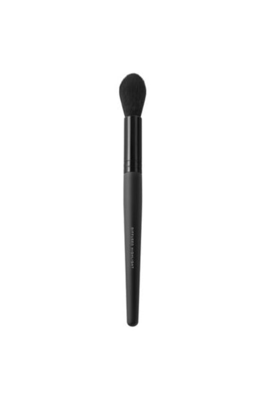 DIFFUSED HIGHLIGHTER BRUSH