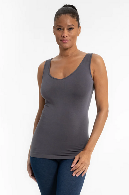 Reversible v-neck/scoop neck tank