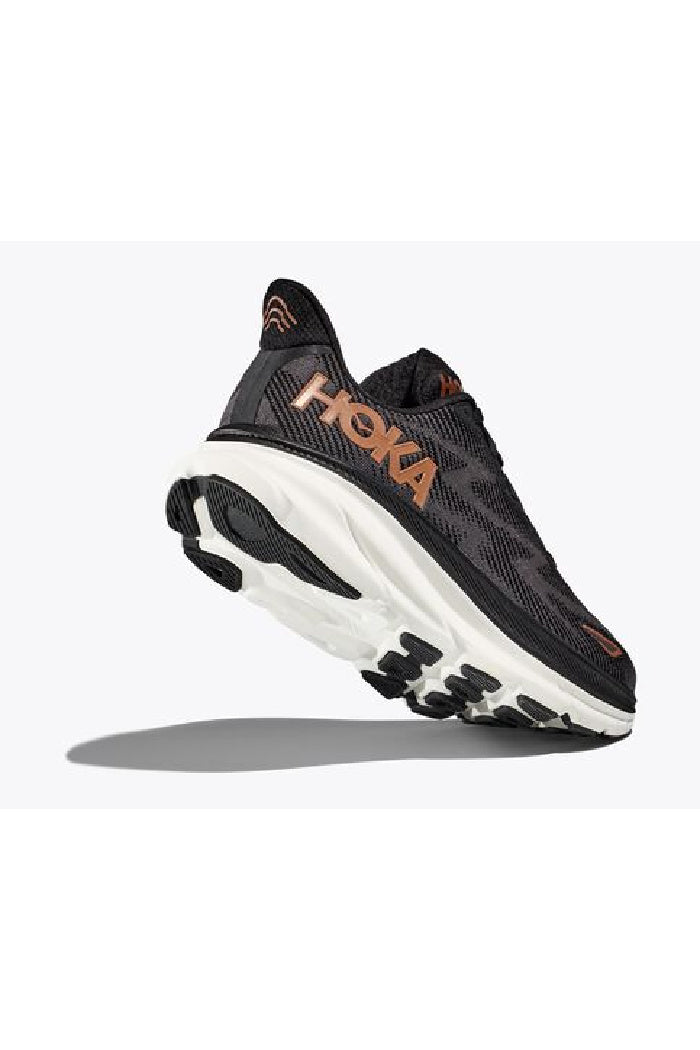 HOKA WOMEN'S CLIFTON 9 IN BLACK/COPPER