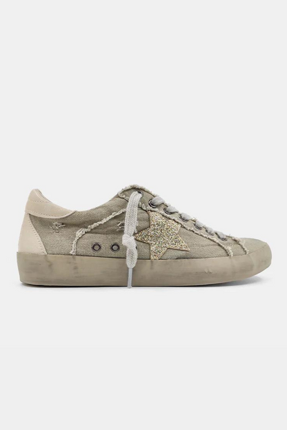 Paula Canvas Sneaker