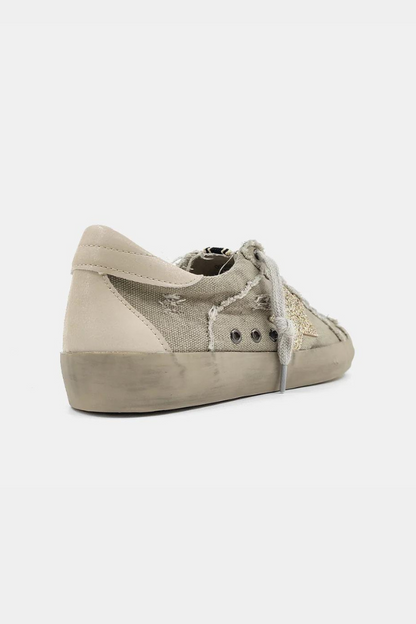Paula Canvas Sneaker