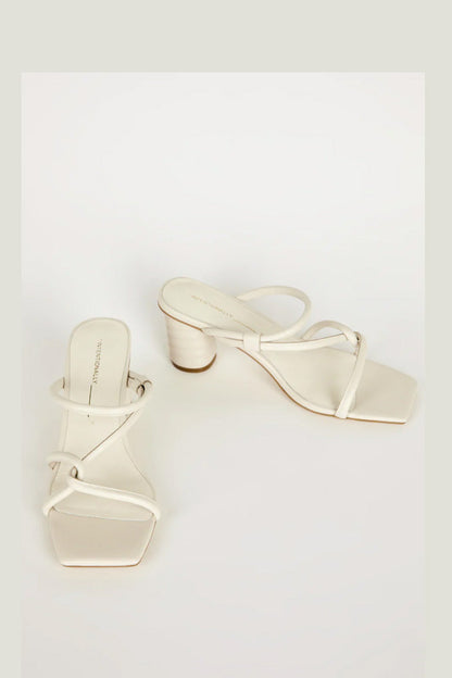 Kamill Sandal