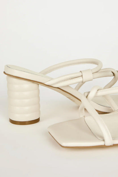 Kamill Sandal