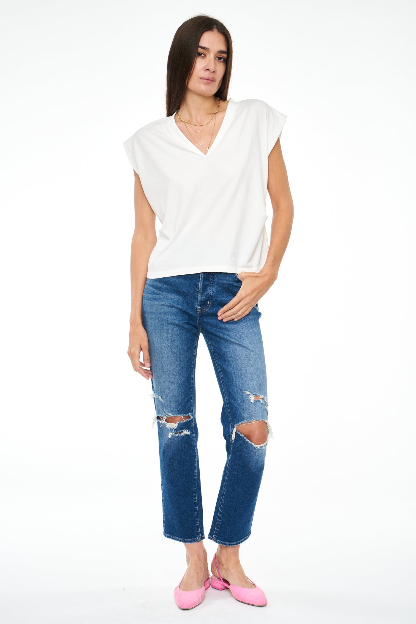 Carson V-Neck Muscle Tee- La Blanc