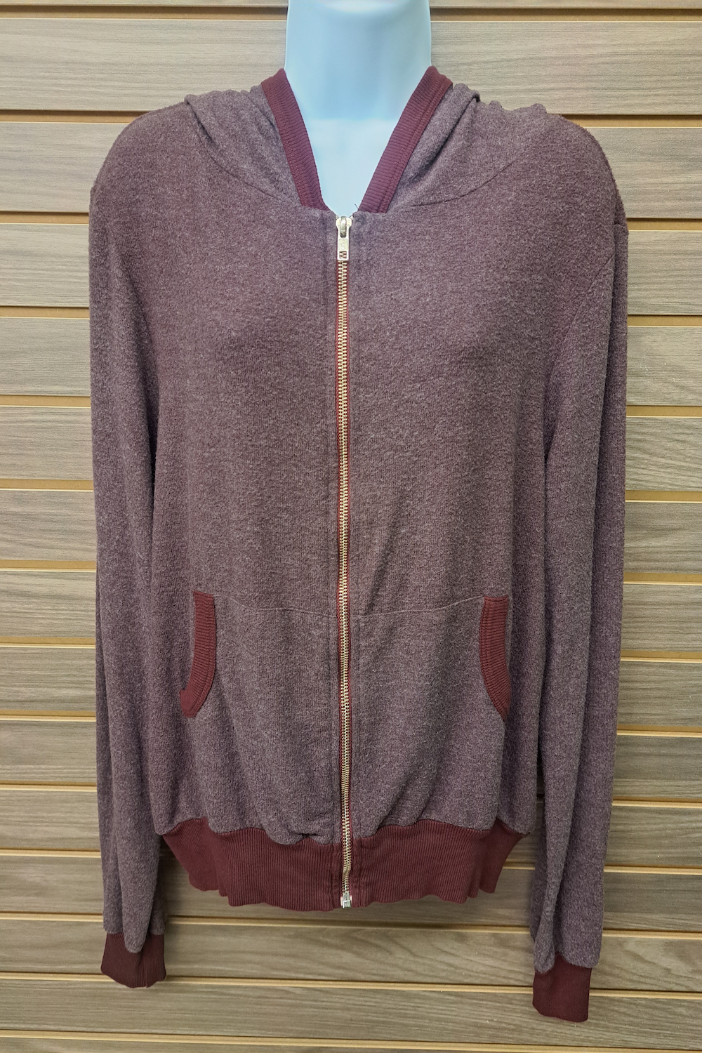 Burgundy soft pockets hoodie sweater