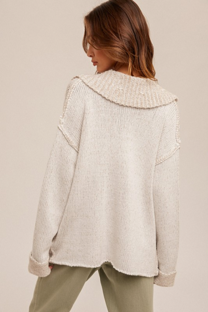 Circle Pocket Cardigan