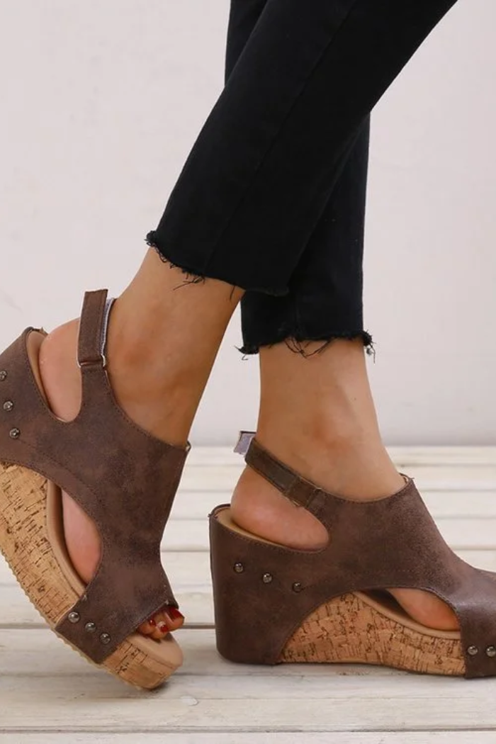 CARLEY WEDGE HEEL SANDALS - Chocolate Smooth