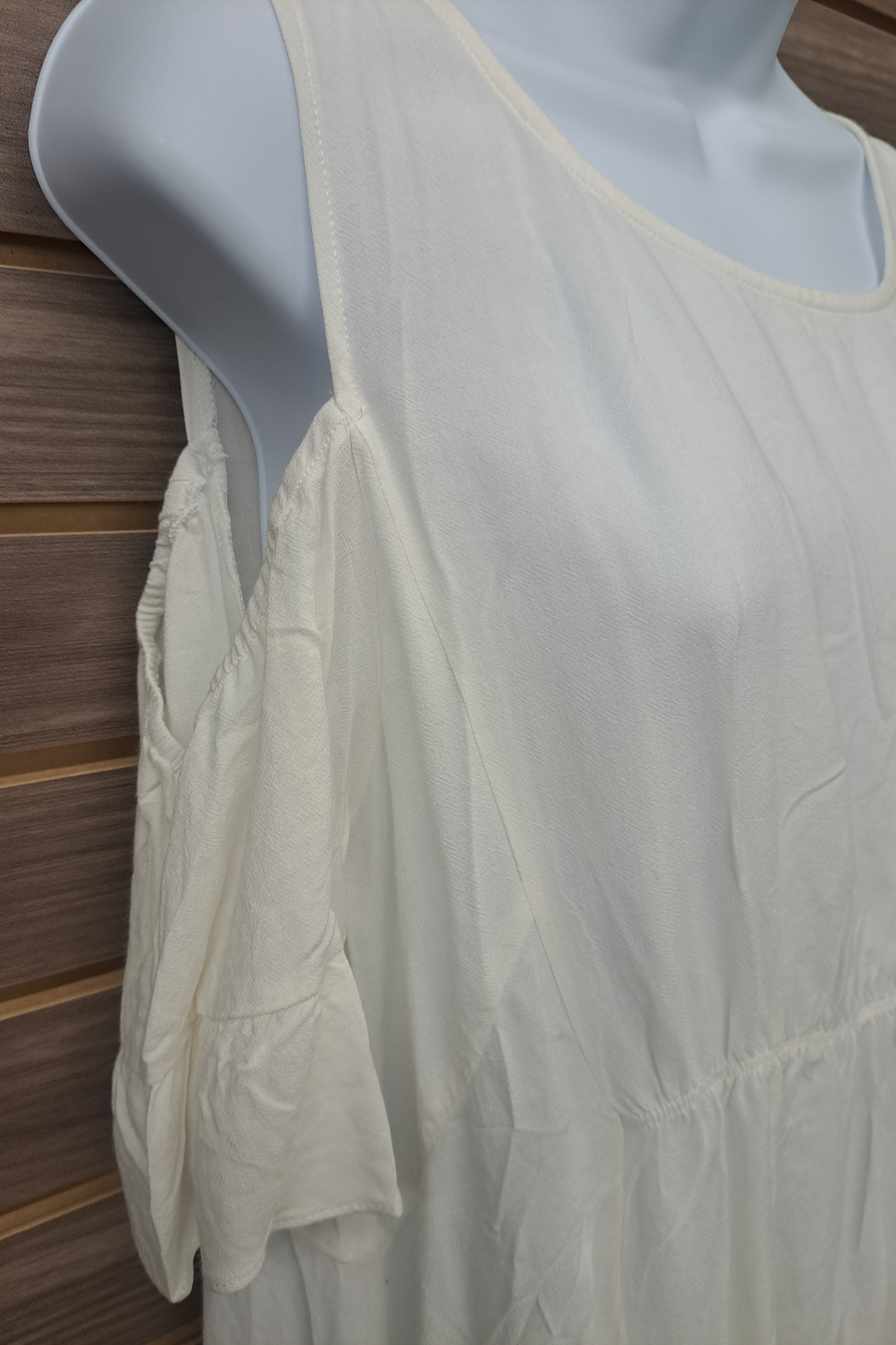 Flowy linen cold shoulder pull over blouse