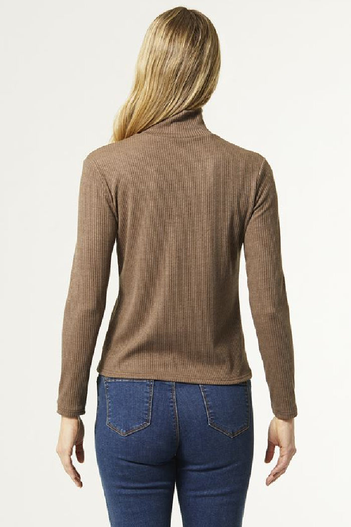 Hazel Mock Neck Top Curvy