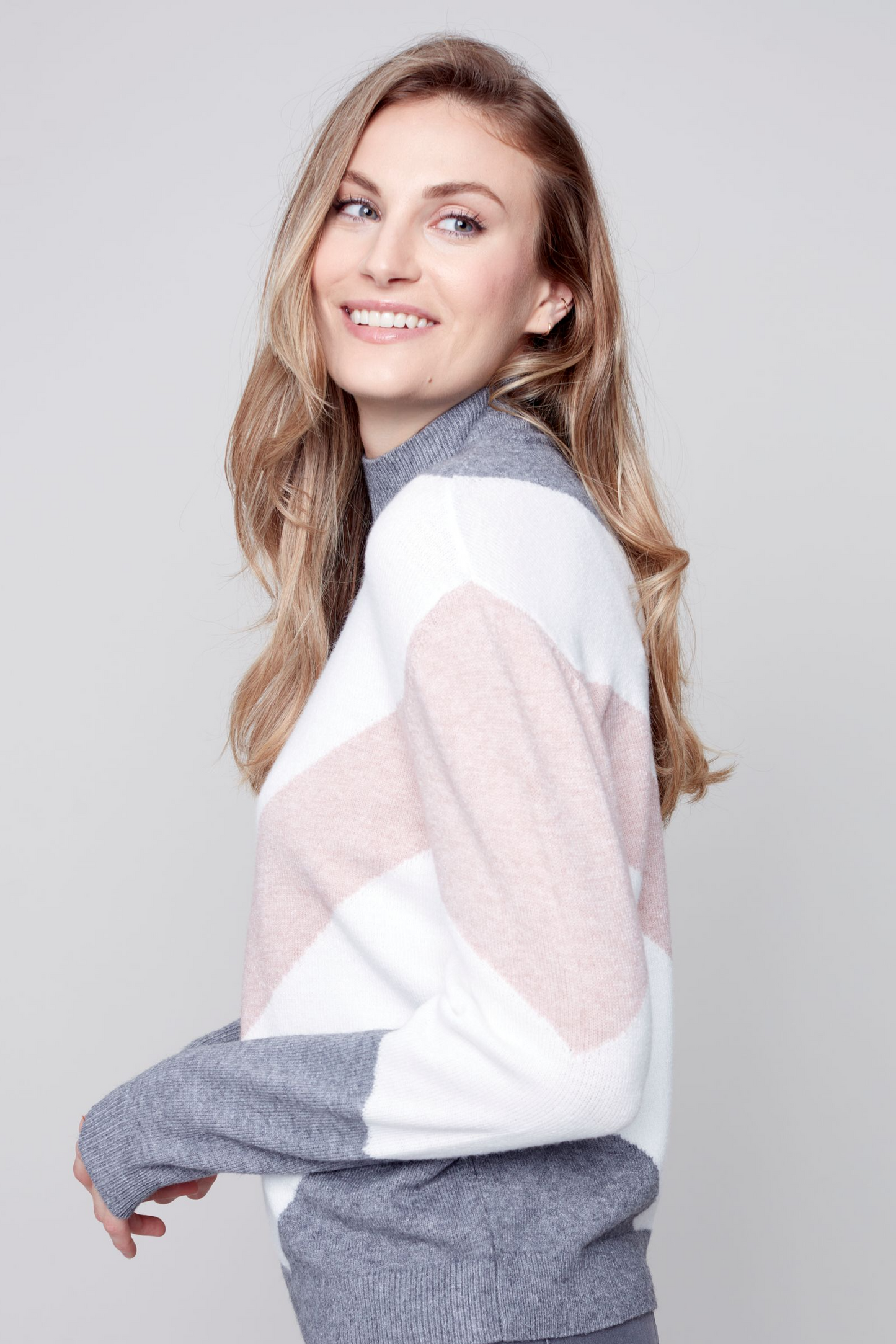 CHEVRON STRIPE SWEATER