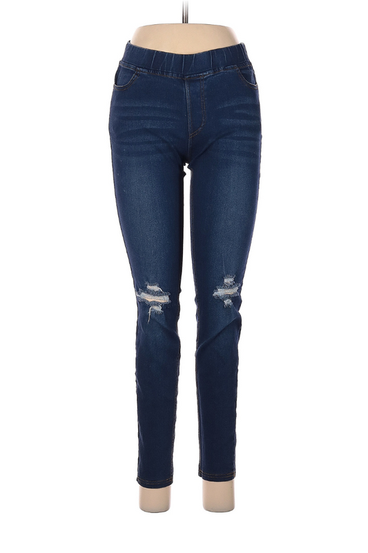 Plus Distressed Pull-on Jeggings