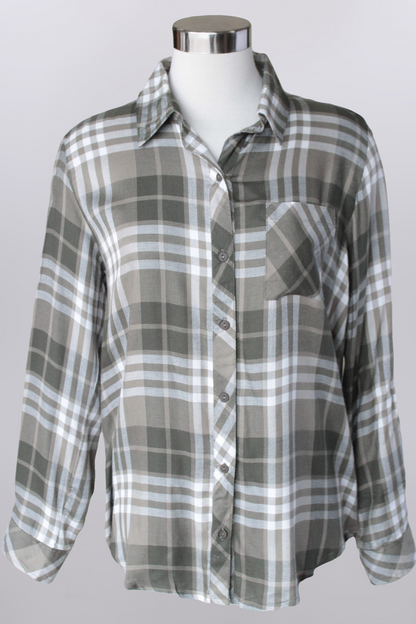 Roll tab 3/4 sleeve button front top