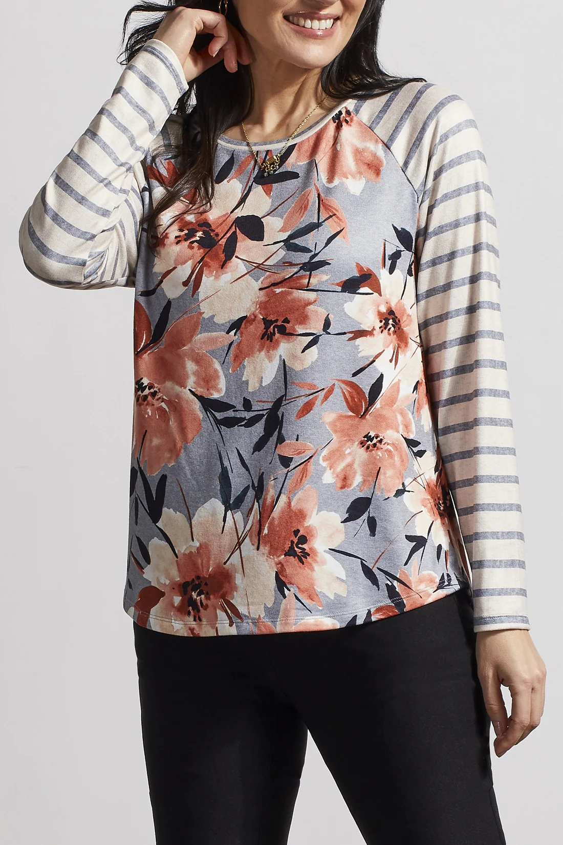 Long Sleeve Raglan Crew Neck Top