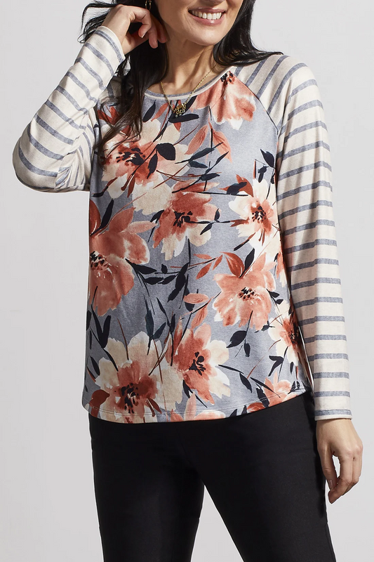 Long Sleeve Raglan Crew Neck Top