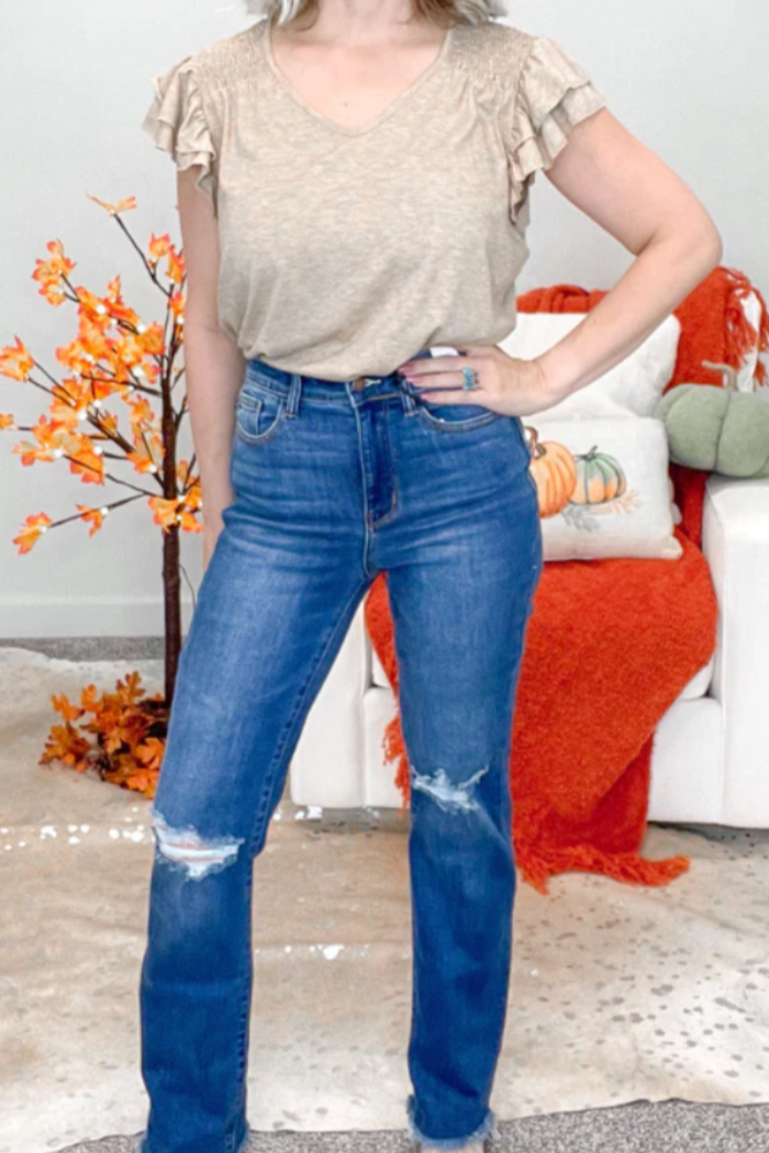 HIGH WAIST DESTROYED KNEE FRAYED HEM STRAIGHT LEG JEANS