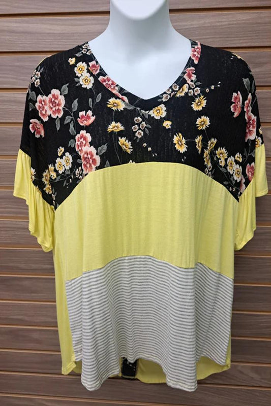 Plus Short Sleeved Floral Color Block