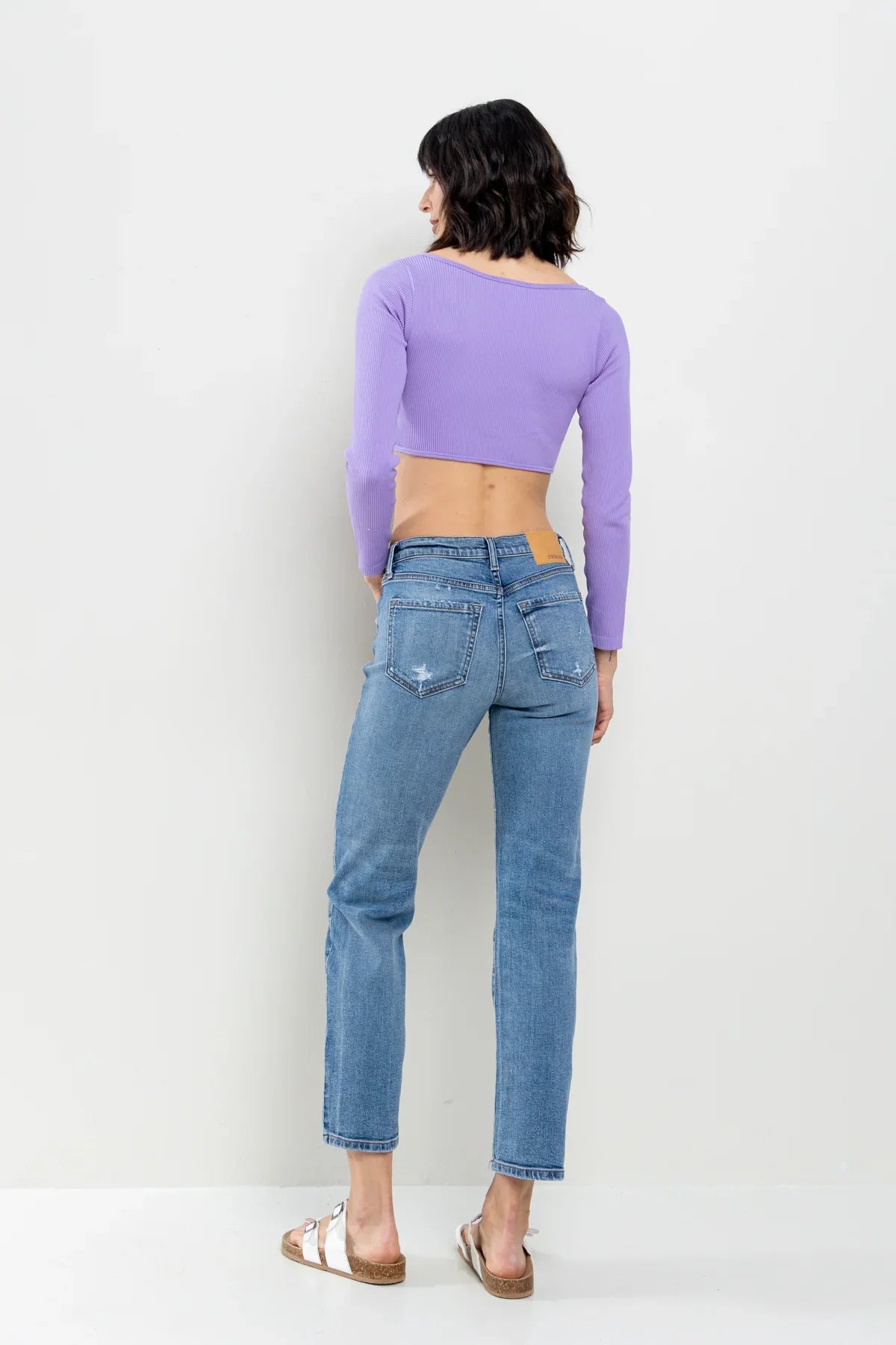 HIGH RISE STRAIGHT JEANS