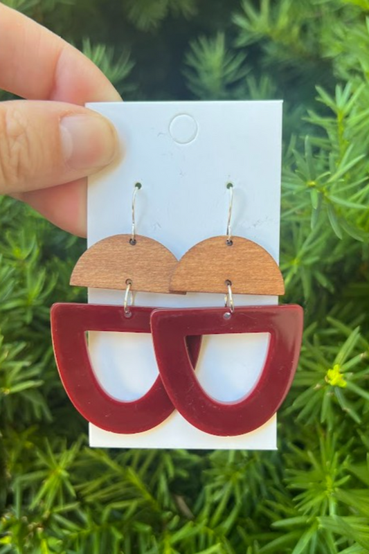MAROON WOOD ACRYLIC STATEMENT EARRINGS