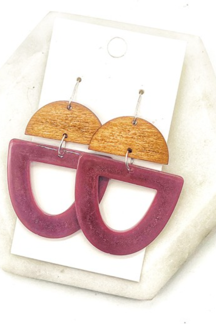 MAROON WOOD ACRYLIC STATEMENT EARRINGS
