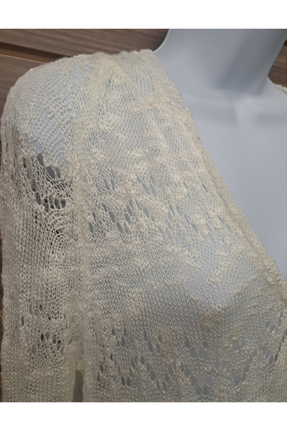 Long ivory hoodie pocket sweater