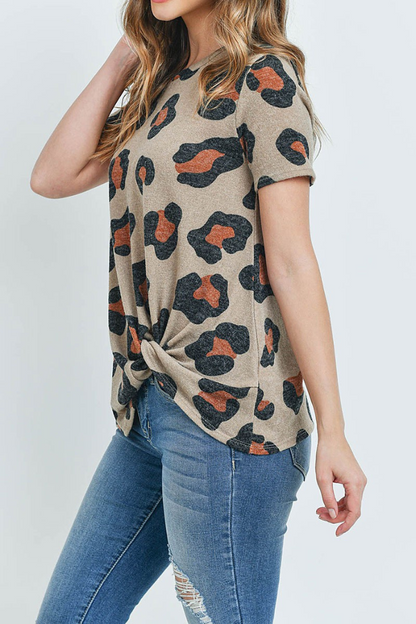 Leopard short sleeved tie knot