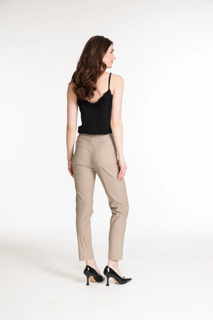 PULL-ON ANKLE PANT WITH REAL FRONT AND BACK POCKETS
