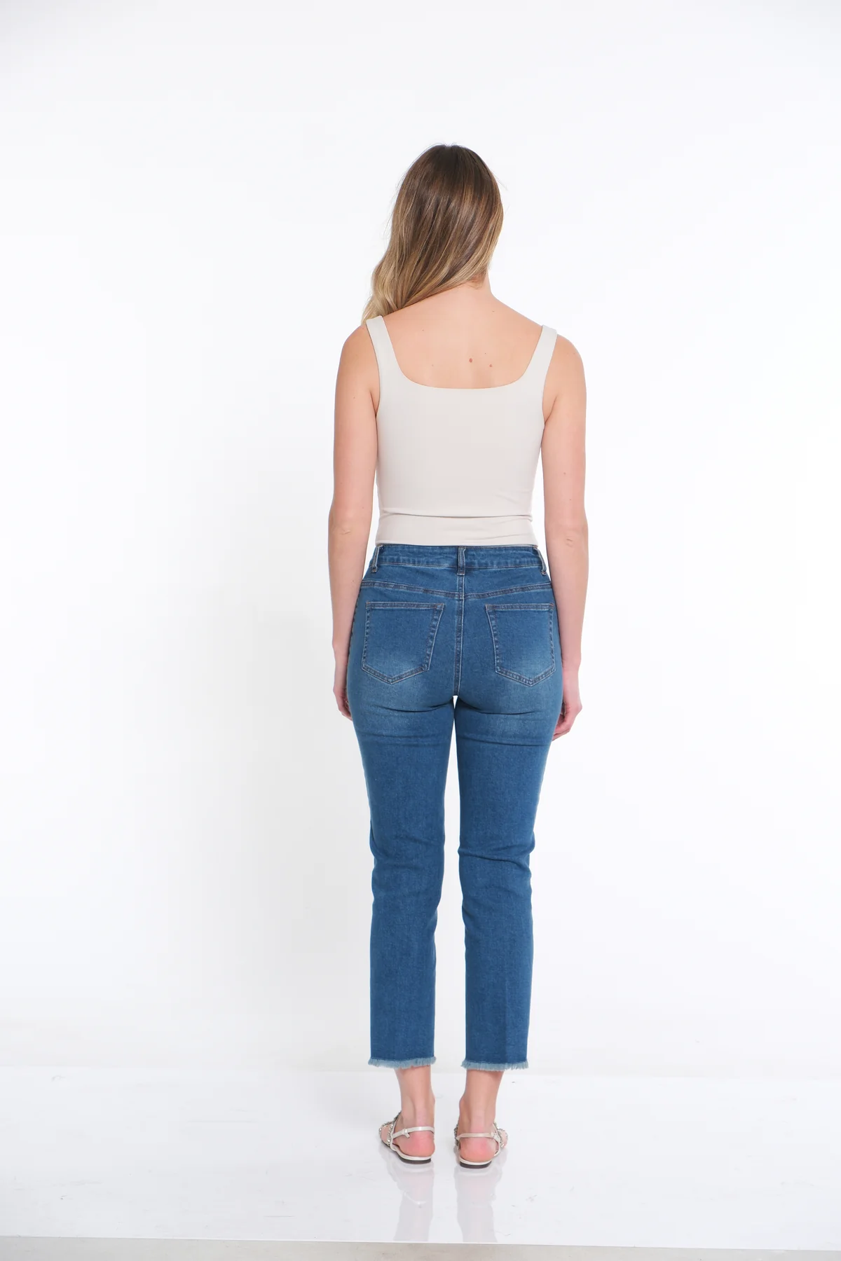 CENTER SEAMED DENIM ANKLE JEAN