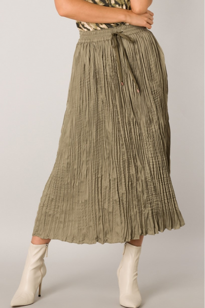 Elastic waist long skirt
