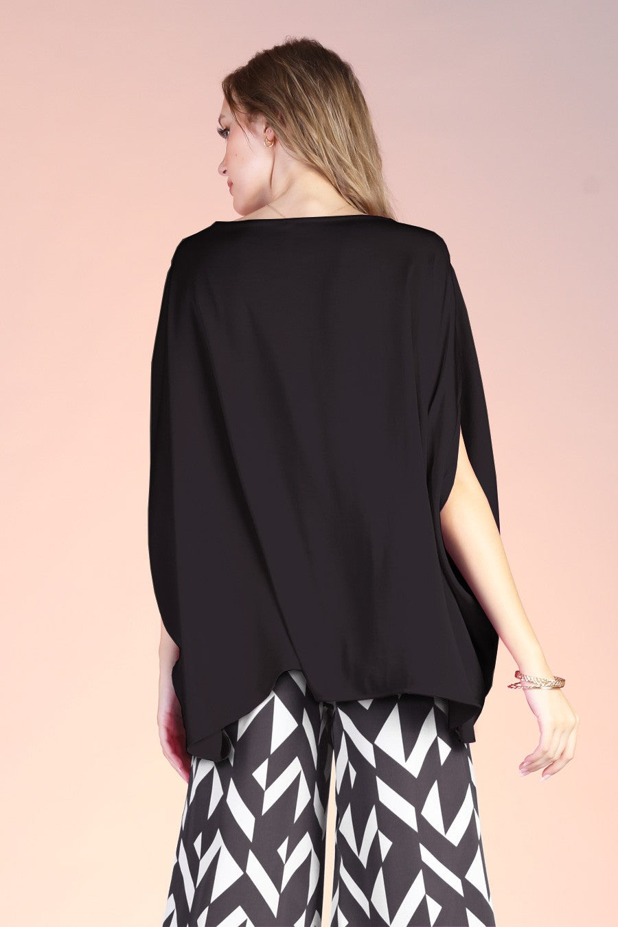 Taunting Beauty Top