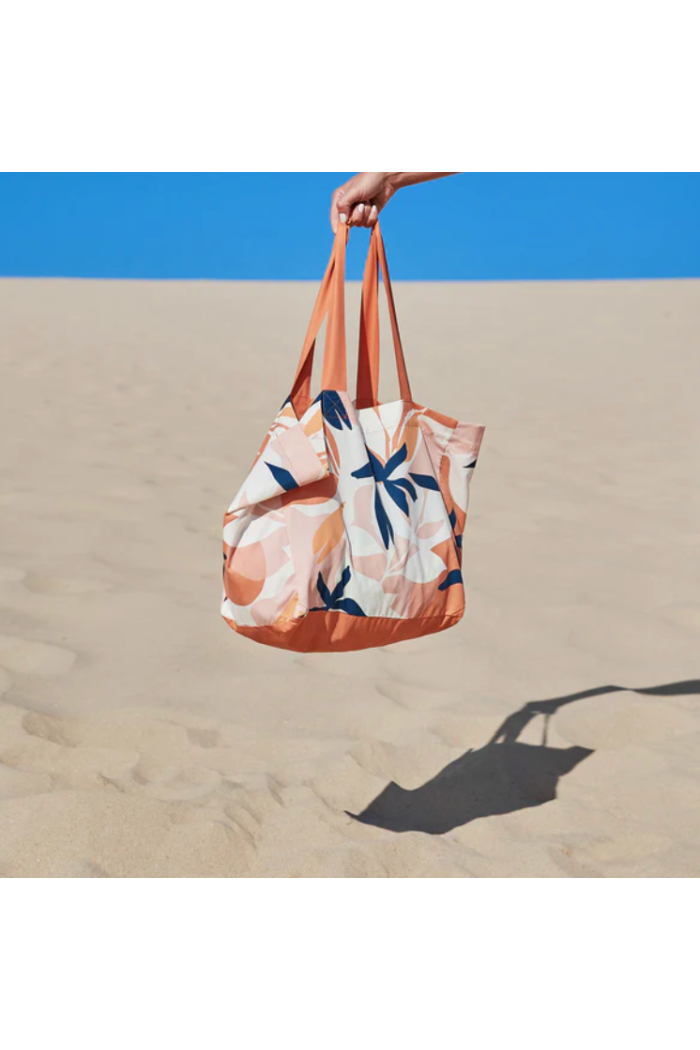 EVERYDAY TOTE BAG