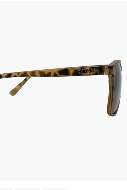Carns Sand Tortoise Polarized Glasses