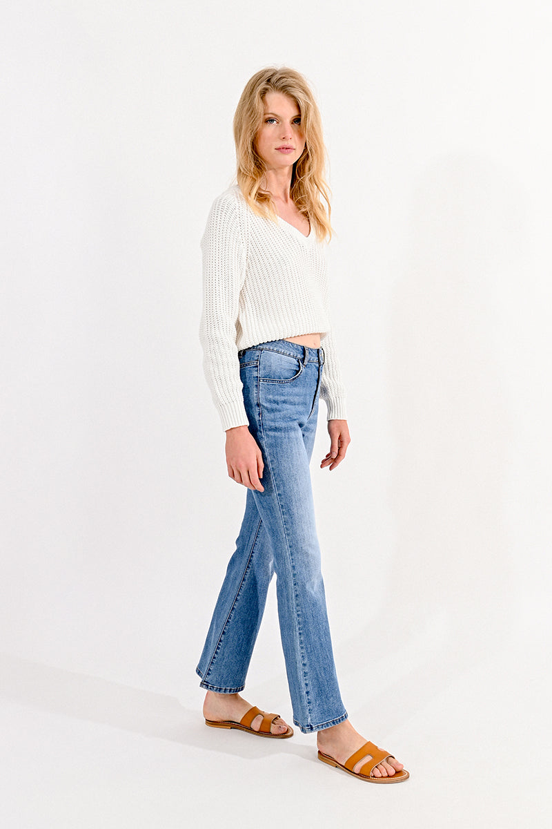 FLARED JEANS