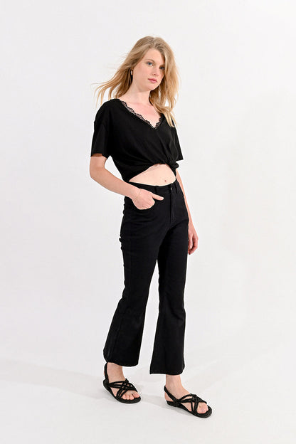 FLARED JEANS