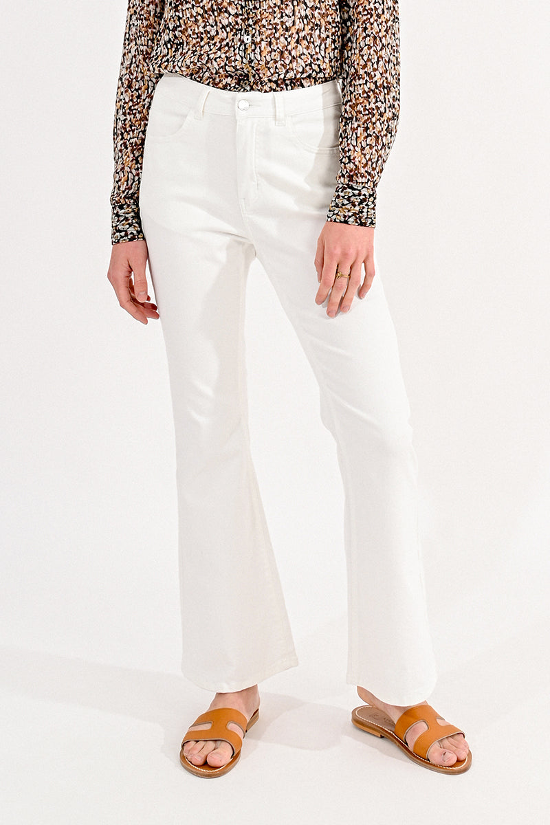 FLARED JEANS