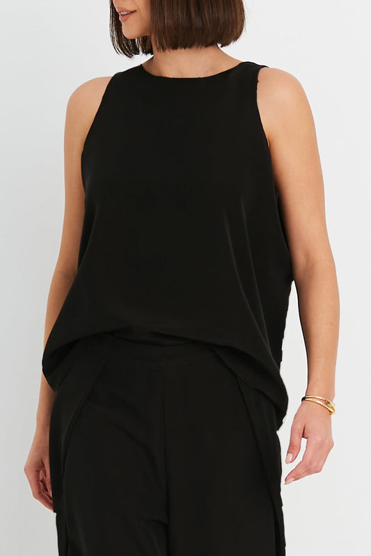 ELEGANT TANK