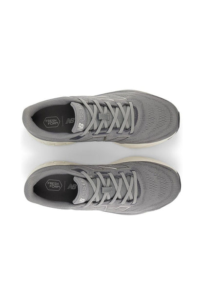 NEW BALANCE MEN'S M680V8