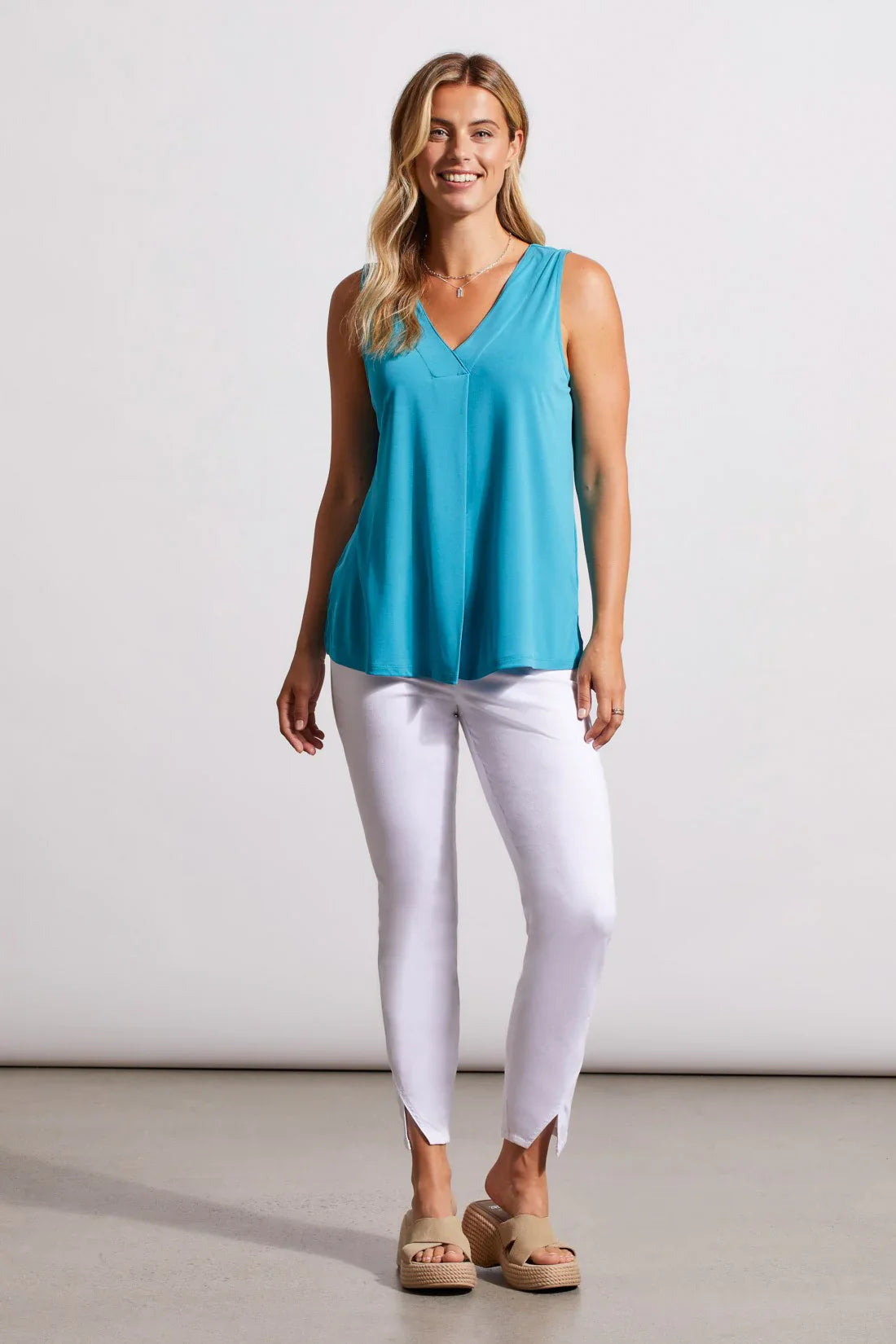 PLEATED SLEEVELESS MODAL TOP
